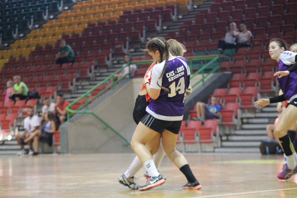 W sześciu legnickich halach trwa rywalizacja w Lion Cup 2016.Cz2