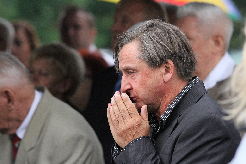 Odsłonili tablicę pomordowanym i zmarłym na 