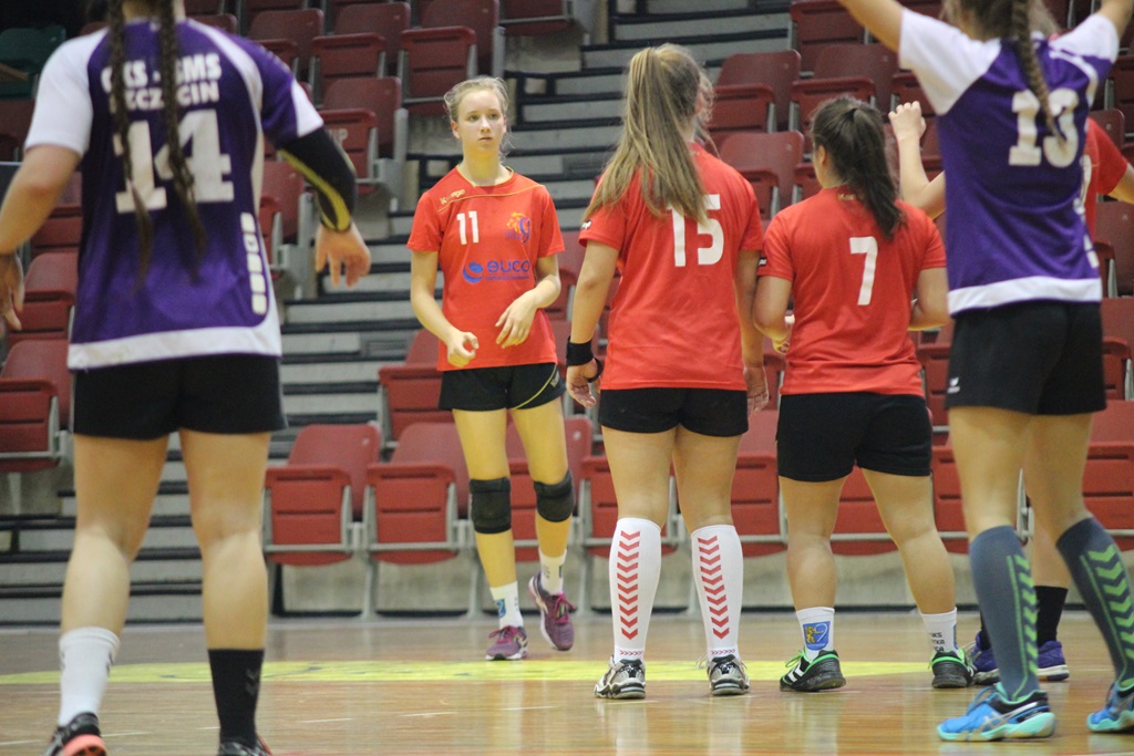 W sześciu legnickich halach trwa rywalizacja w Lion Cup 2016.Cz2