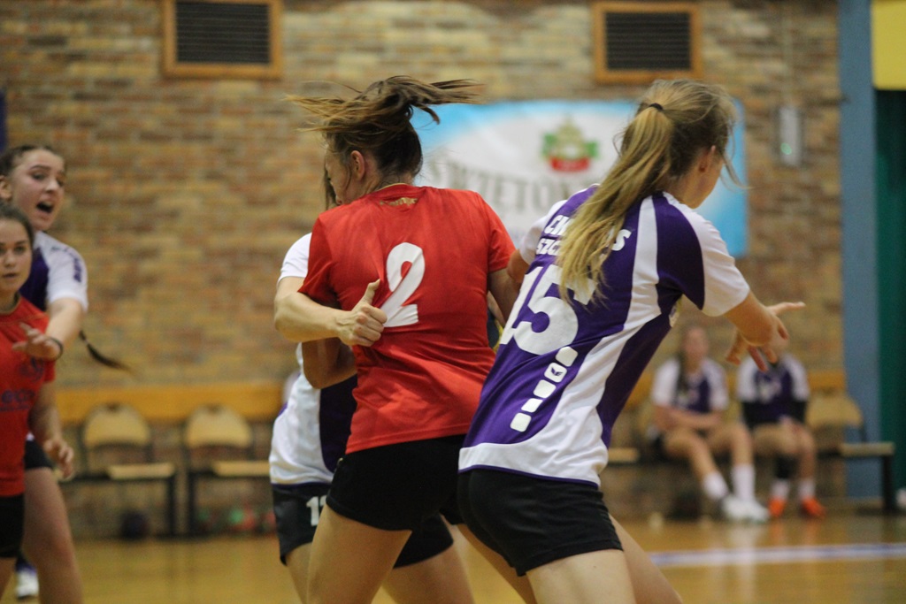 W sześciu legnickich halach trwa rywalizacja w Lion Cup 2016.Cz2