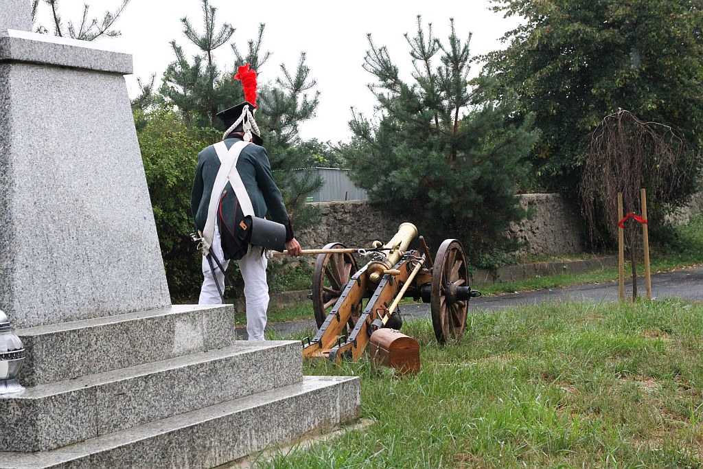 Odsłonili tablicę pomordowanym i zmarłym na 