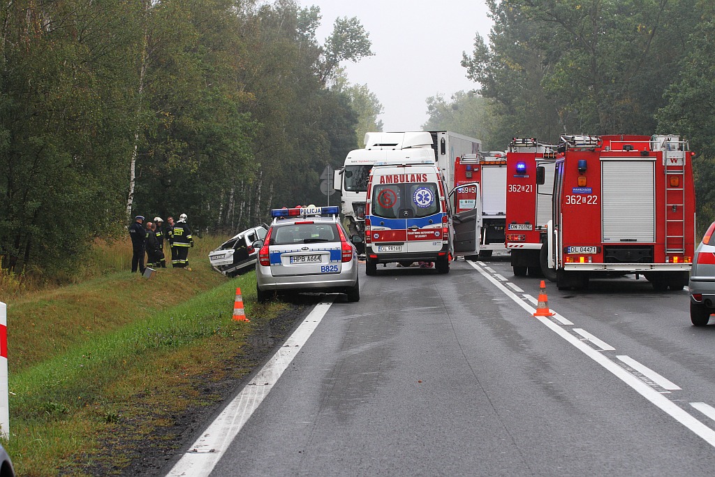 Na drodze nr 93 w okolicach Kawic doszło do śmiertelnego wypadku