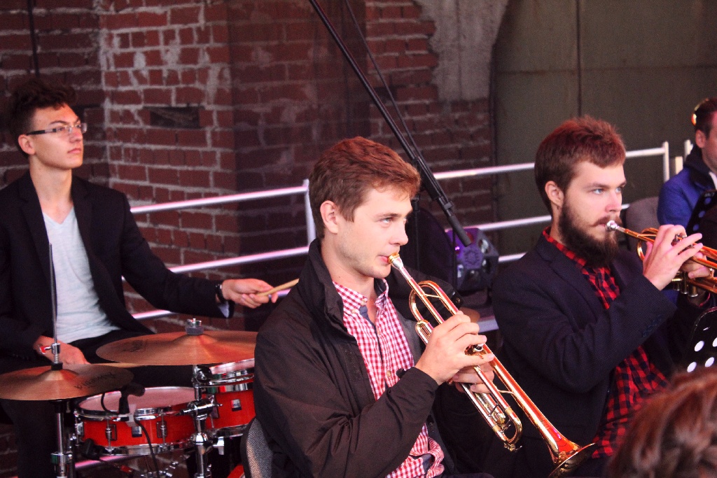 Wielki rodzinny festyn  na Piekarach z Don Vasylem
