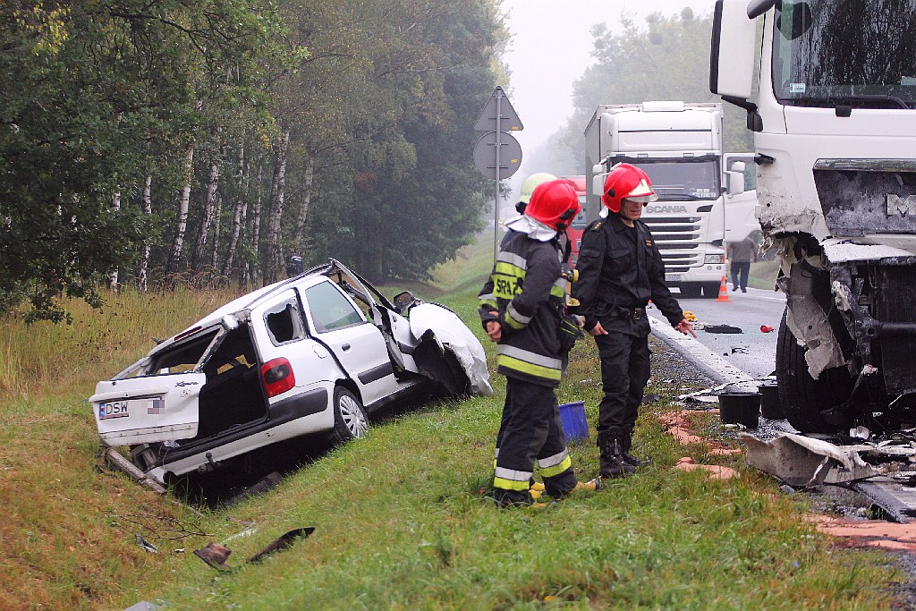 Na drodze nr 93 w okolicach Kawic doszło do śmiertelnego wypadku