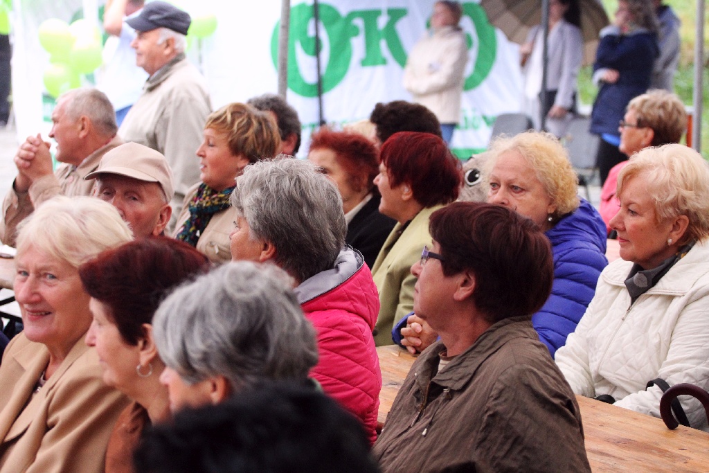 Wielki rodzinny festyn  na Piekarach z Don Vasylem
