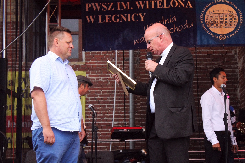 Wielki rodzinny festyn  na Piekarach z Don Vasylem
