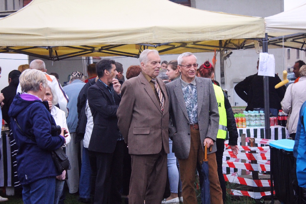 Wielki rodzinny festyn  na Piekarach z Don Vasylem
