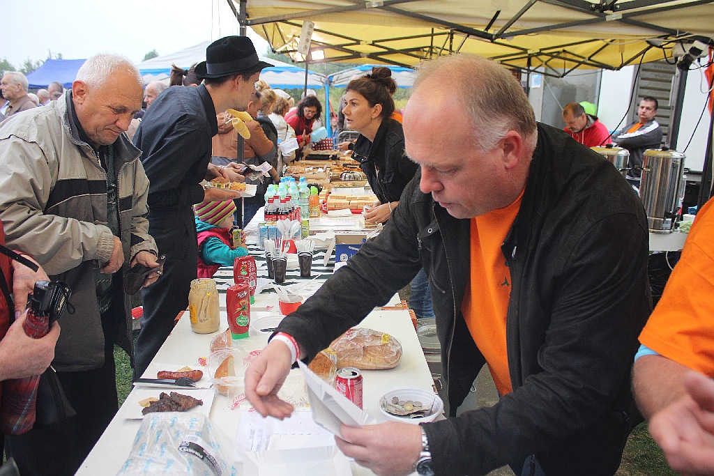 Wielki rodzinny festyn  na Piekarach z Don Vasylem
