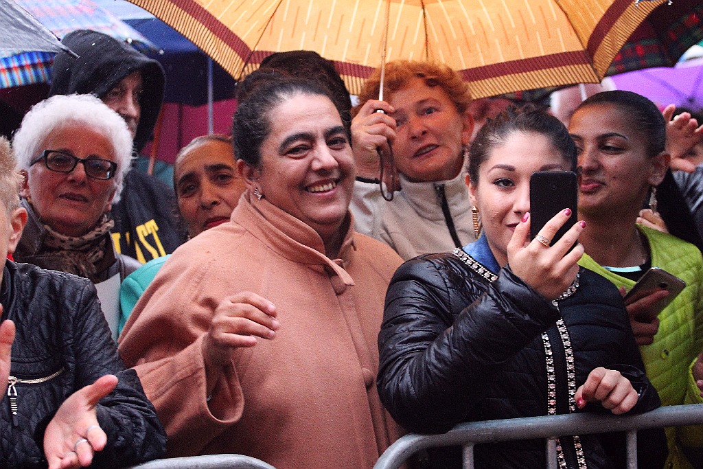 Wielki rodzinny festyn  na Piekarach z Don Vasylem
