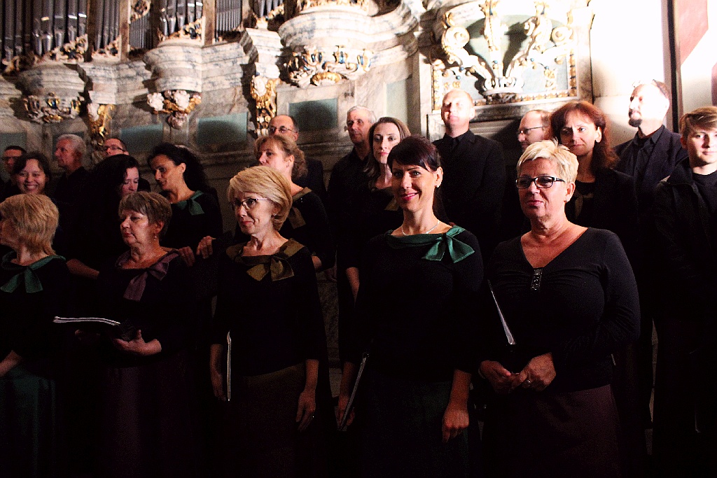 Legnickie Conversatorium Organowe: 