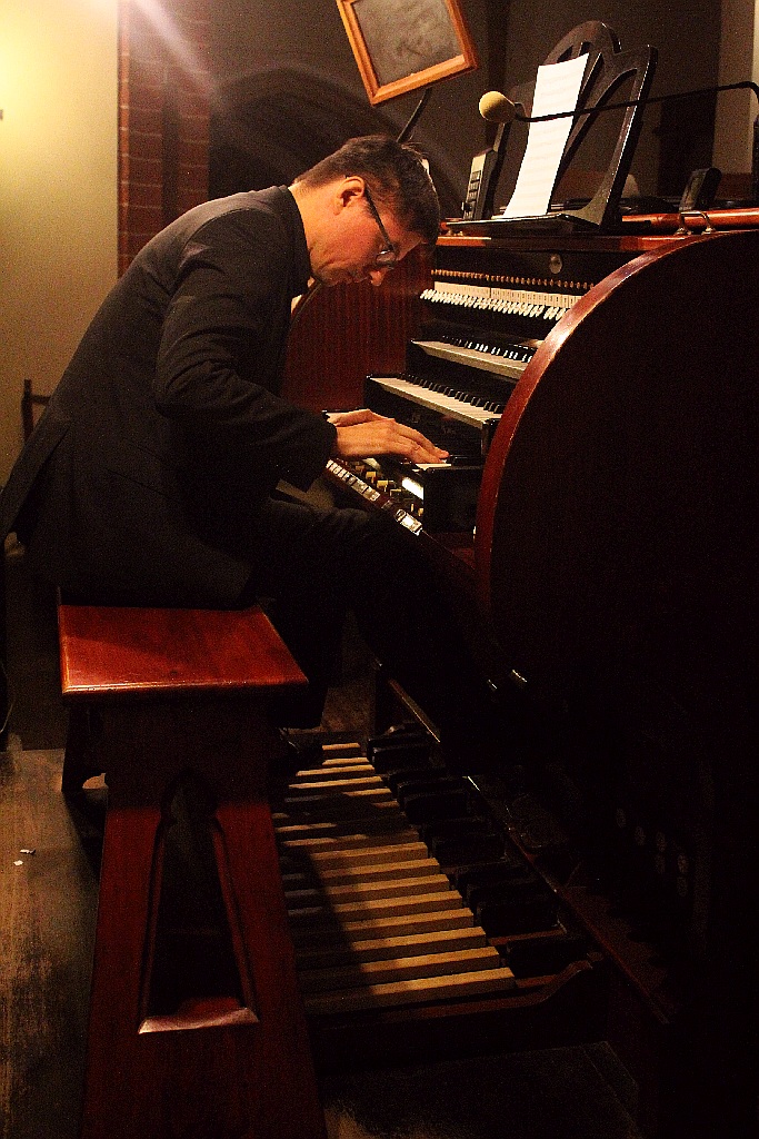 Legnickie Conversatorium Organowe 