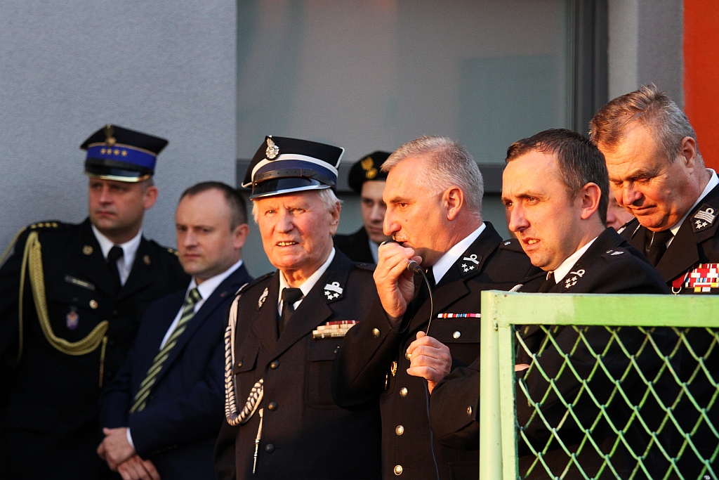 Ochotnicza Straż Pożarna w Rzeszotarach otrzymała nowy sprzęt