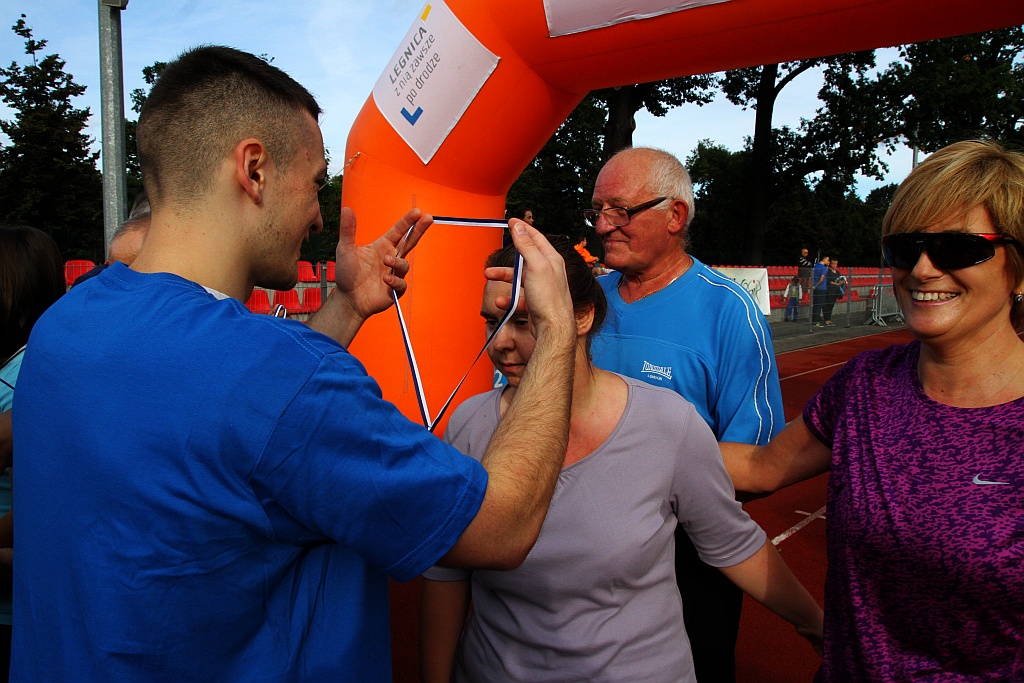 Ponad 400 biegaczy wystartowało w Legnickim Półmaratonie (1)