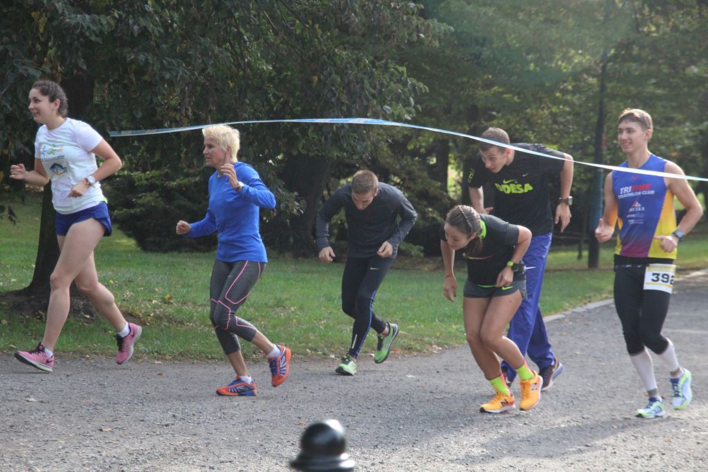 Na trasie Legnickiego Półmaratonu rywalizowano o miejsca (5)