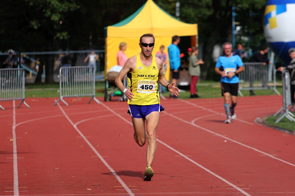 Tak finiszowali  uczestnicy Legnickiego Półmaratonu (3)