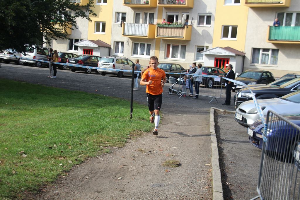 Na trasie Legnickiego Półmaratonu rywalizowano o miejsca (5)