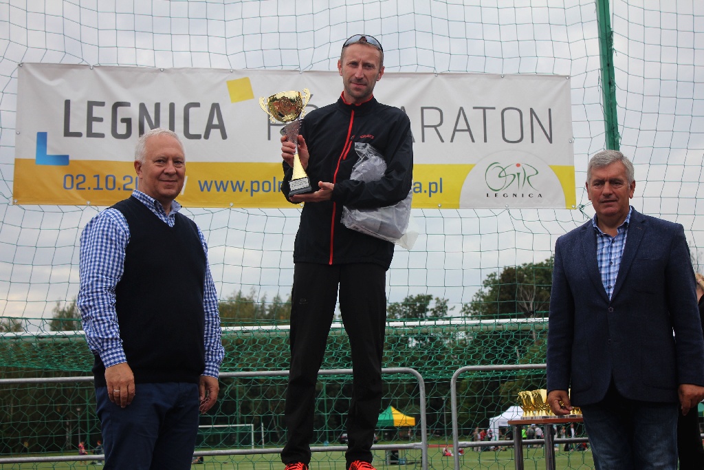 Wręczenie nagród dla biegaczy Legnickiego Półmaratonu (4)