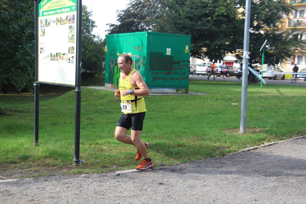 Na trasie Legnickiego Półmaratonu rywalizowano o miejsca (5)
