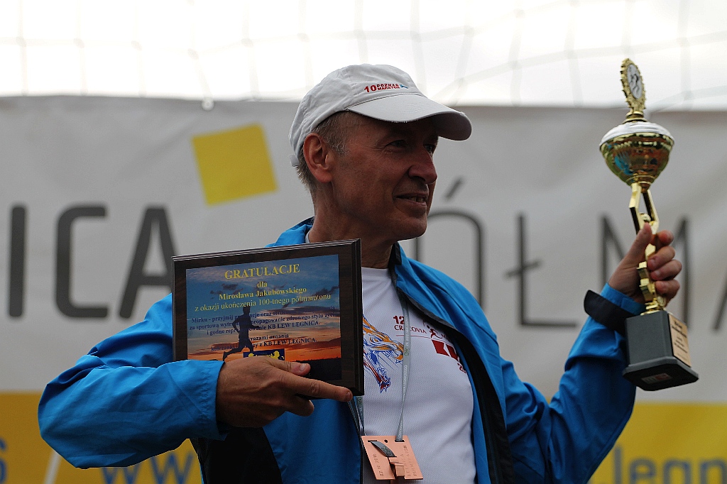 Wręczenie nagród dla biegaczy Legnickiego Półmaratonu (4)