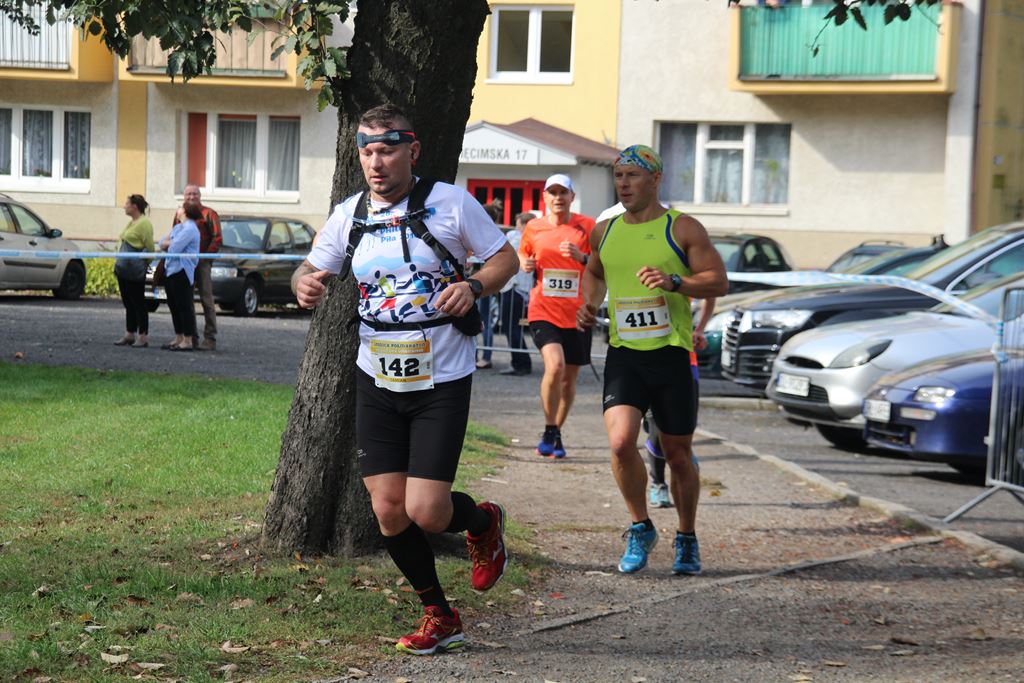 Na trasie Legnickiego Półmaratonu rywalizowano o miejsca (5)