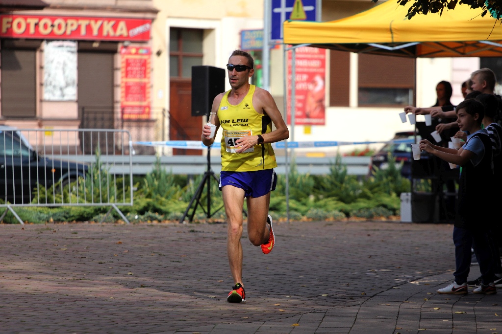 Viktor Nagirnjak z Ukrainy zwycięzca Legnickiego Półmaratonu (2)