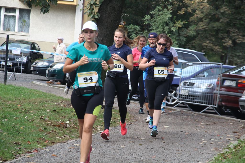 Na trasie Legnickiego Półmaratonu rywalizowano o miejsca (5)