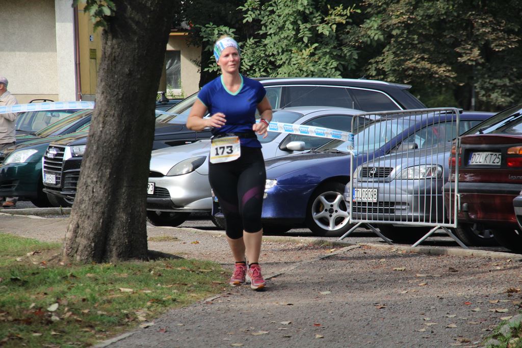 Na trasie Legnickiego Półmaratonu rywalizowano o miejsca (5)