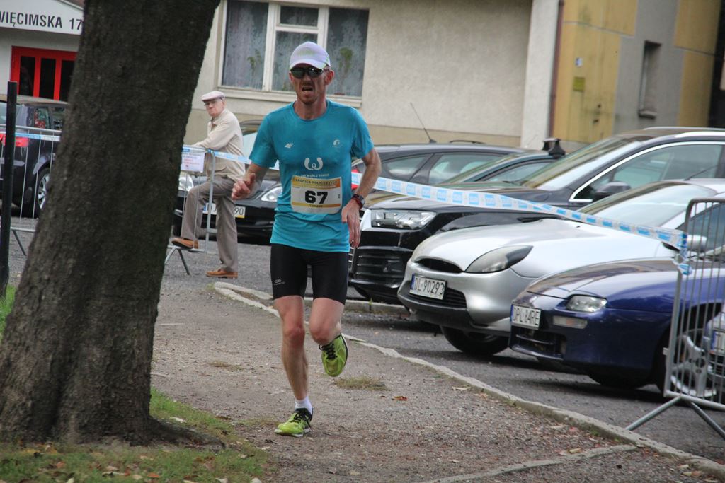 Na trasie Legnickiego Półmaratonu rywalizowano o miejsca (5)