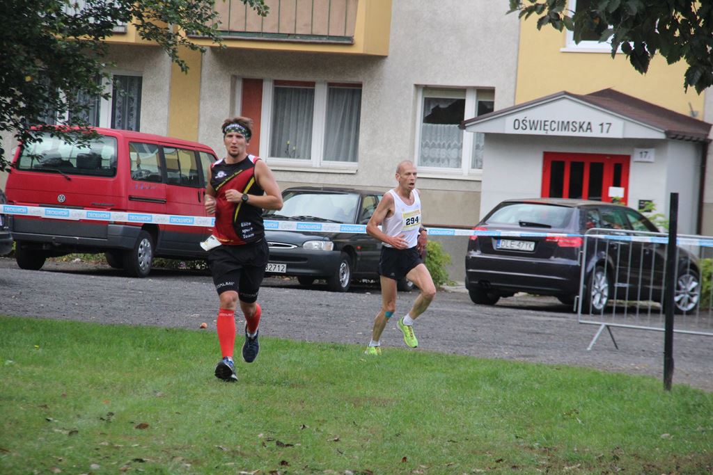 Na trasie Legnickiego Półmaratonu rywalizowano o miejsca (5)