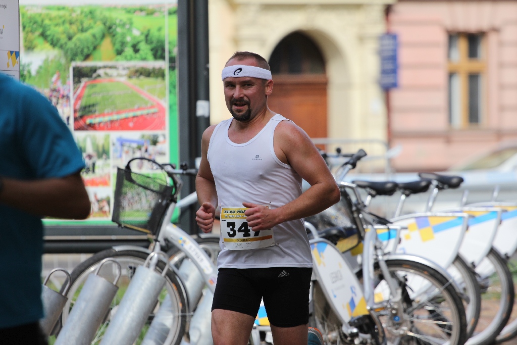 Viktor Nagirnjak z Ukrainy zwycięzca Legnickiego Półmaratonu (2)