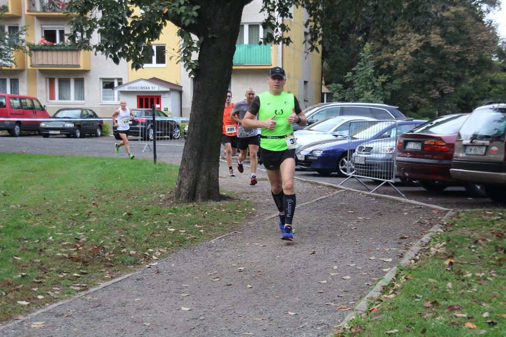 Na trasie Legnickiego Półmaratonu rywalizowano o miejsca (5)
