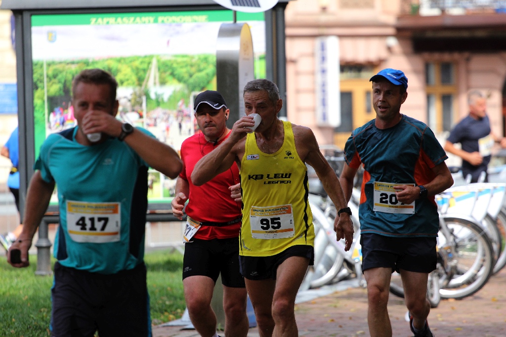 Viktor Nagirnjak z Ukrainy zwycięzca Legnickiego Półmaratonu (2)