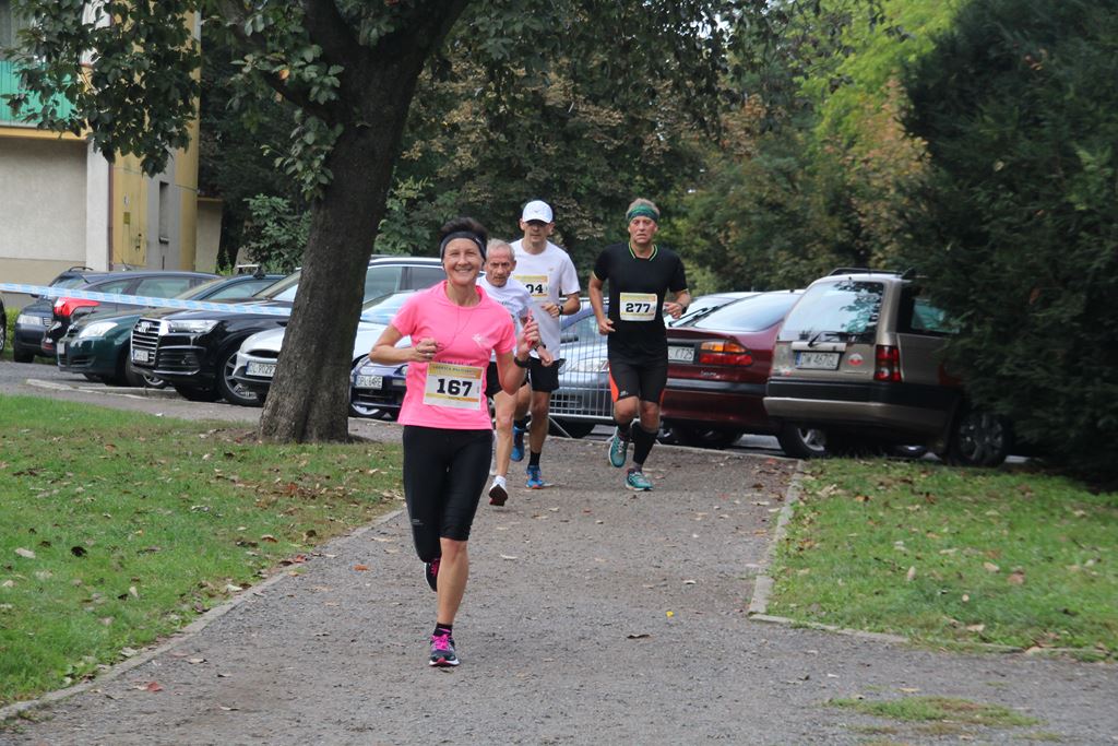 Na trasie Legnickiego Półmaratonu rywalizowano o miejsca (5)