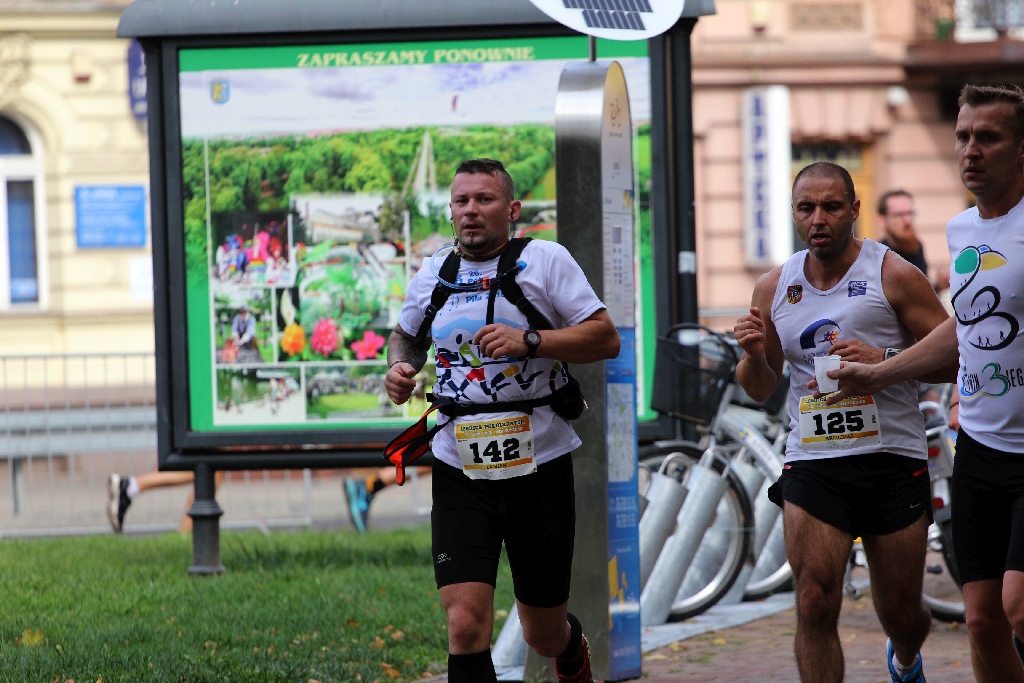 Viktor Nagirnjak z Ukrainy zwycięzca Legnickiego Półmaratonu (2)