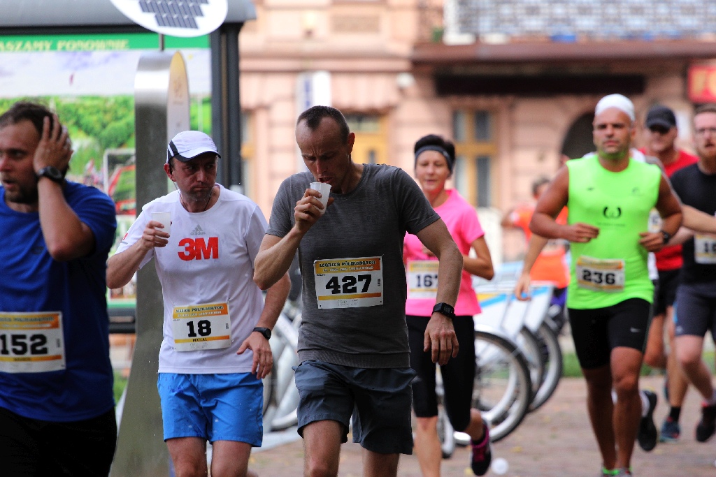 Viktor Nagirnjak z Ukrainy zwycięzca Legnickiego Półmaratonu (2)