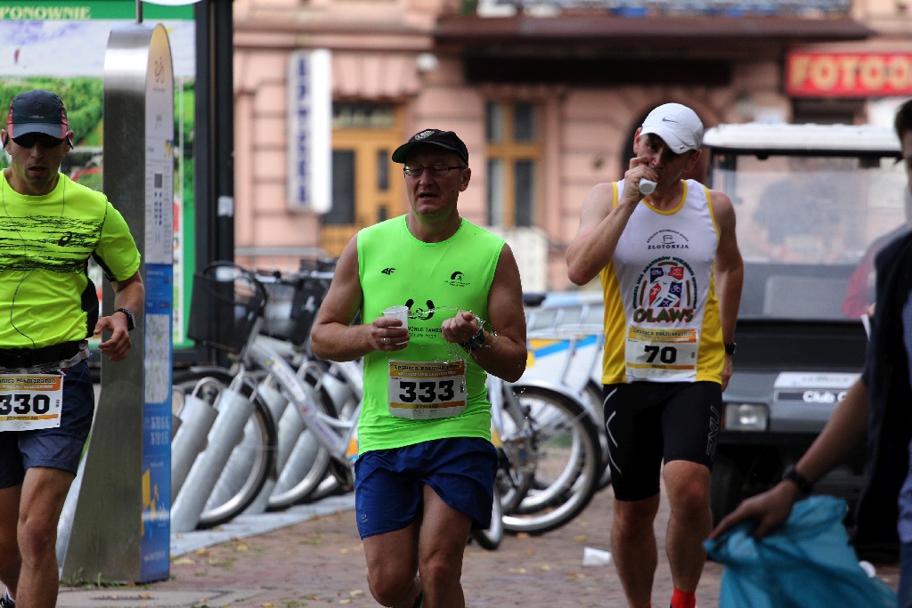 Viktor Nagirnjak z Ukrainy zwycięzca Legnickiego Półmaratonu (2)