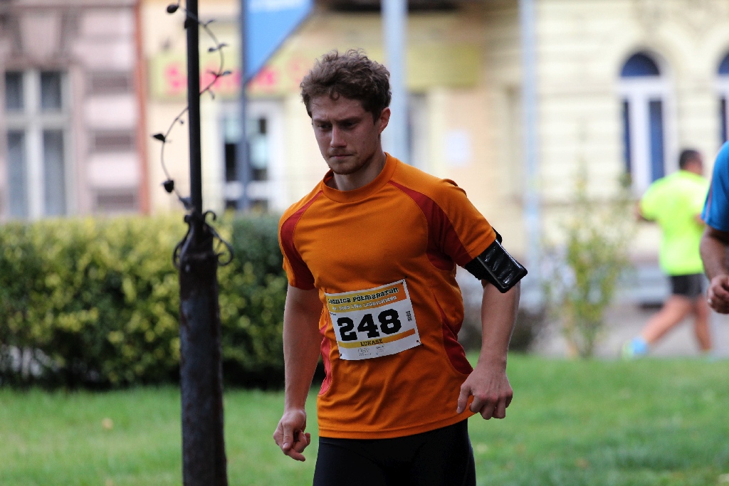 Viktor Nagirnjak z Ukrainy zwycięzca Legnickiego Półmaratonu (2)