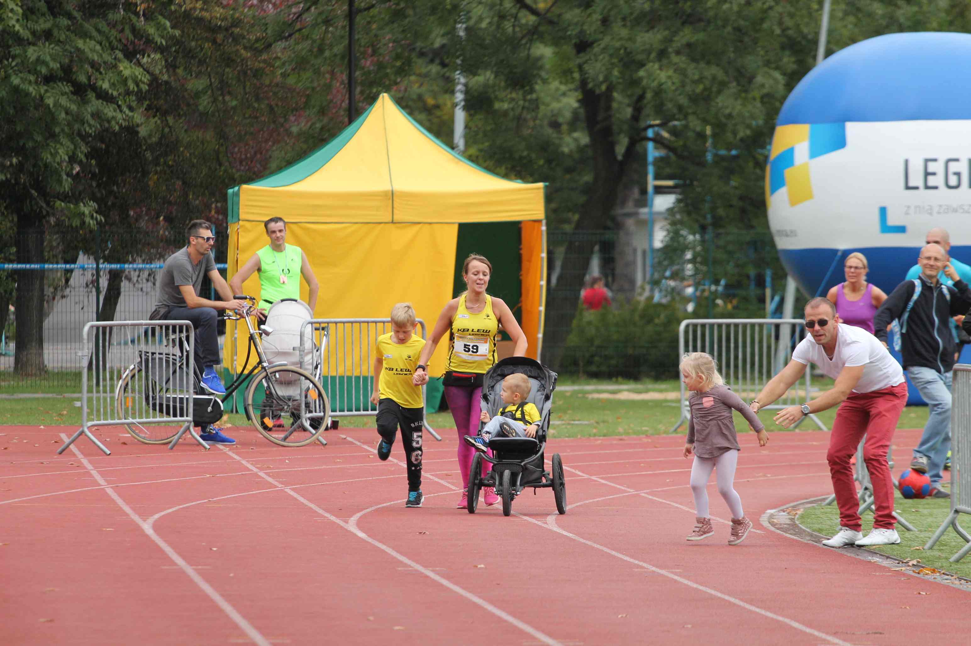 Tak finiszowali  uczestnicy Legnickiego Półmaratonu (3)