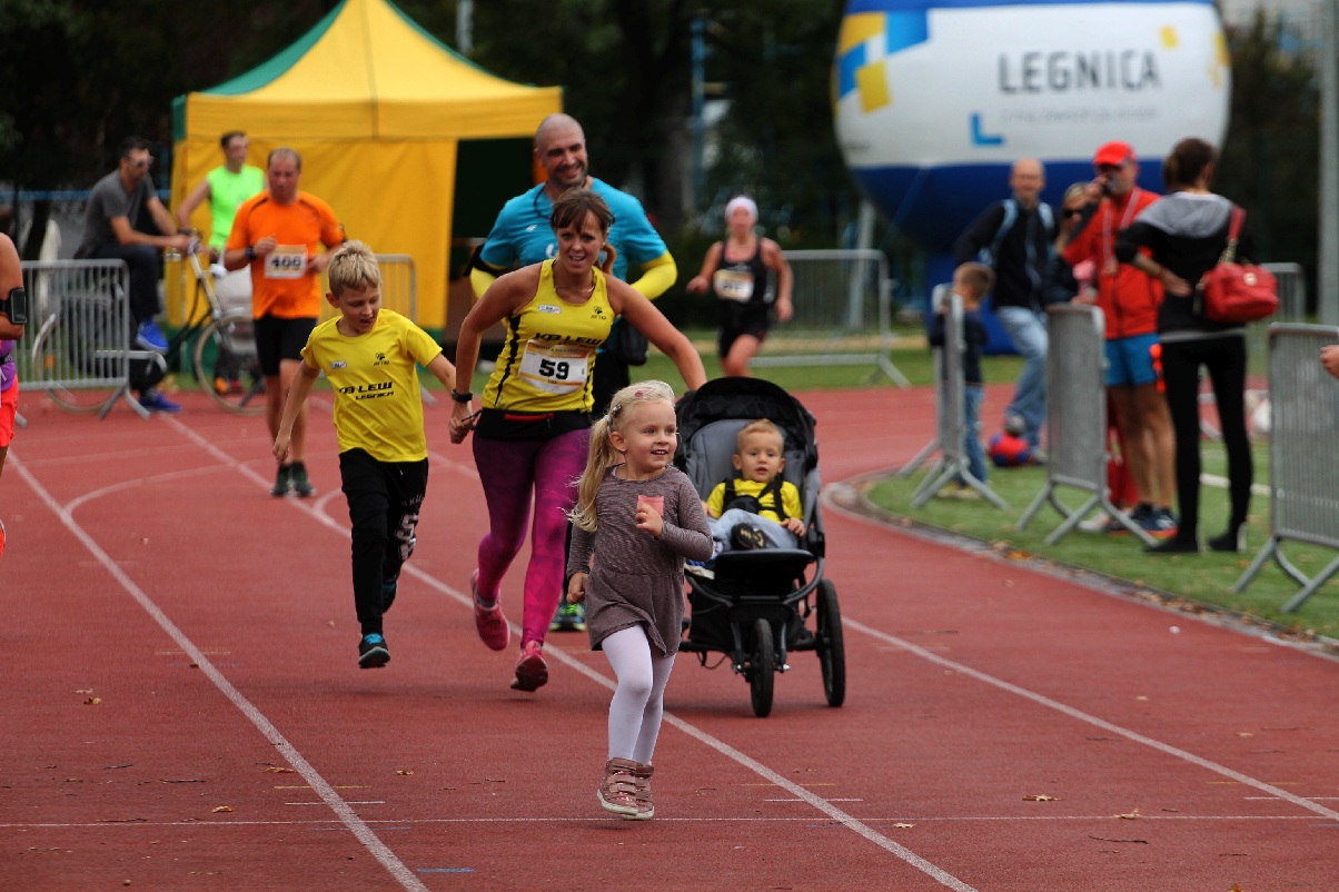 Tak finiszowali  uczestnicy Legnickiego Półmaratonu (3)