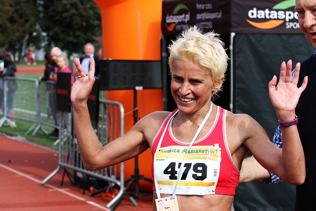 Ponad 400 biegaczy wystartowało w Legnickim Półmaratonie (1)