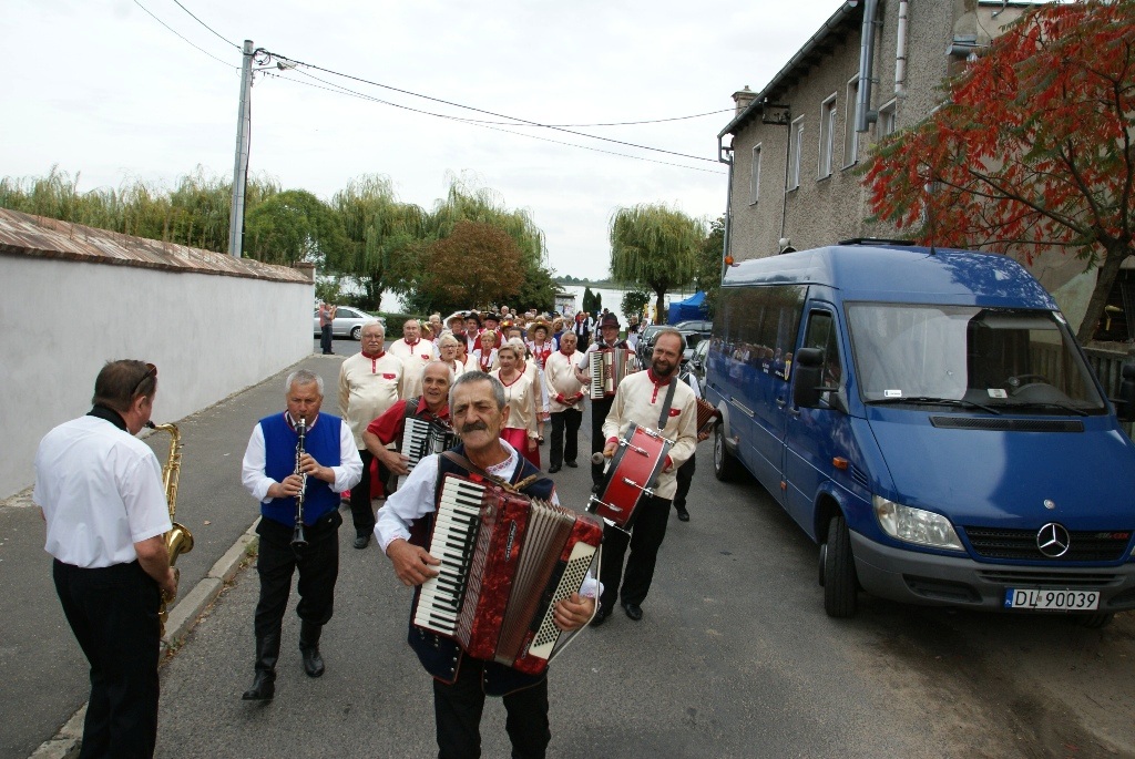 W Kunicach odbyła się Folk Biesiada z udziałem zespołów ludowych