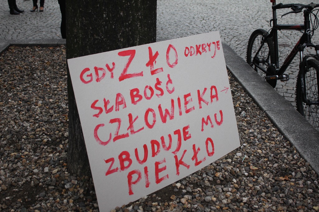 Legniczanki protestowały przeciwko zaostrzeniu ustawy aborcyjnej