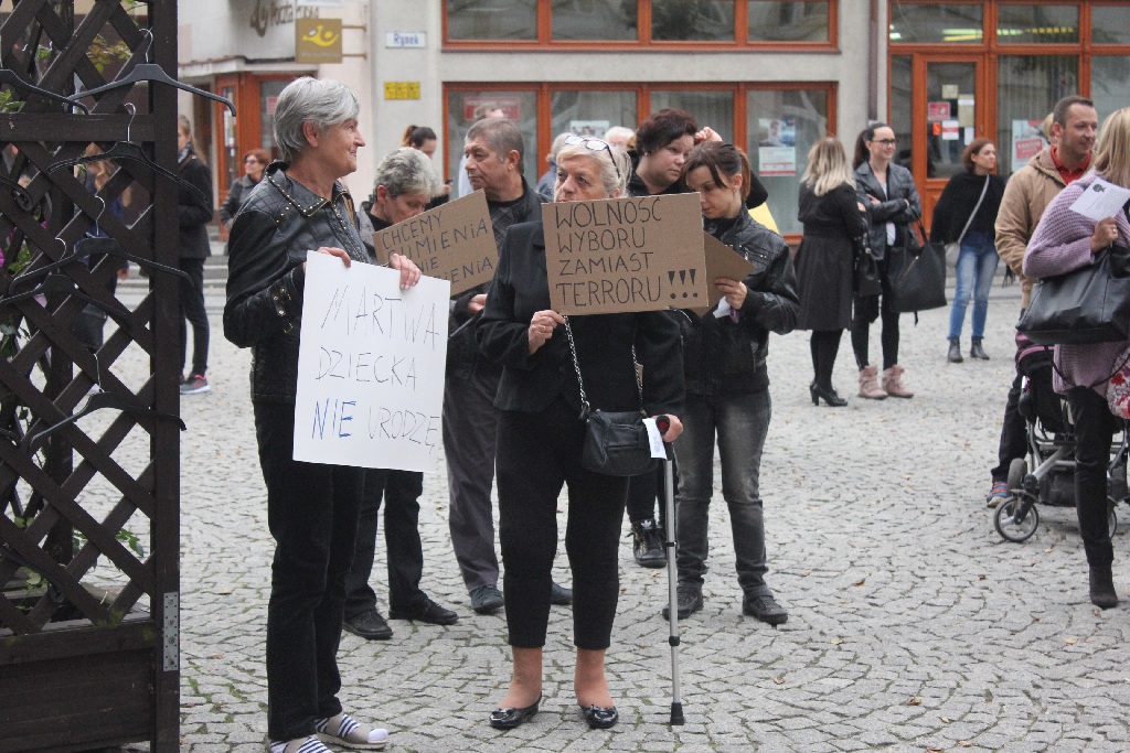 Legniczanki protestowały przeciwko zaostrzeniu ustawy aborcyjnej