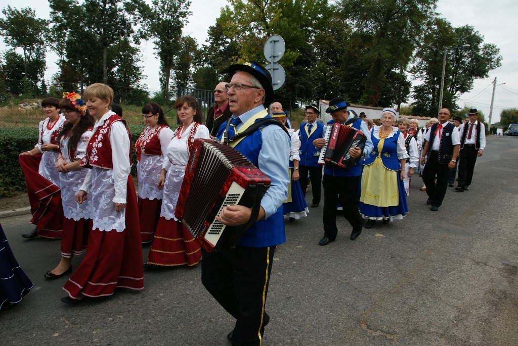 W Kunicach odbyła się Folk Biesiada z udziałem zespołów ludowych
