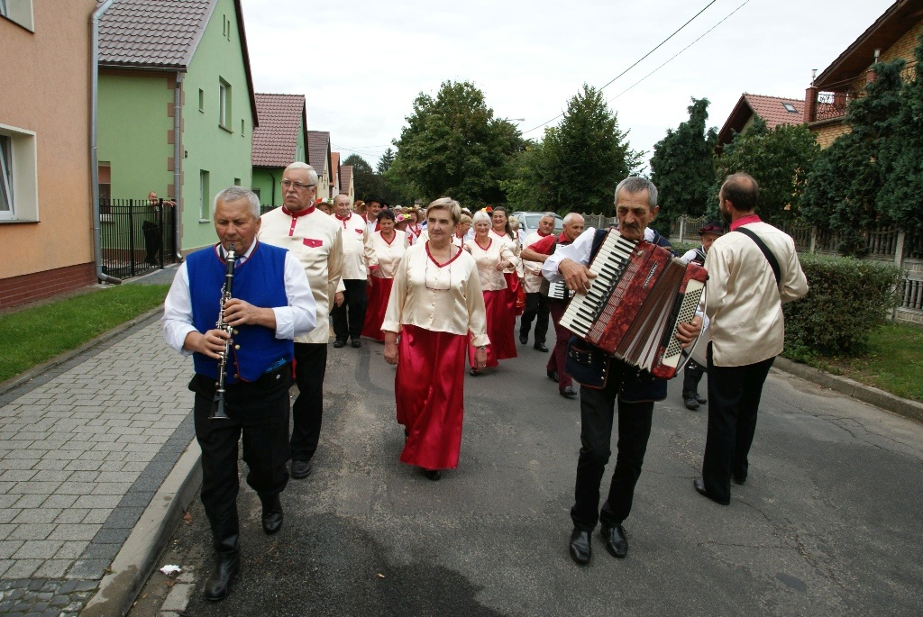 W Kunicach odbyła się Folk Biesiada z udziałem zespołów ludowych