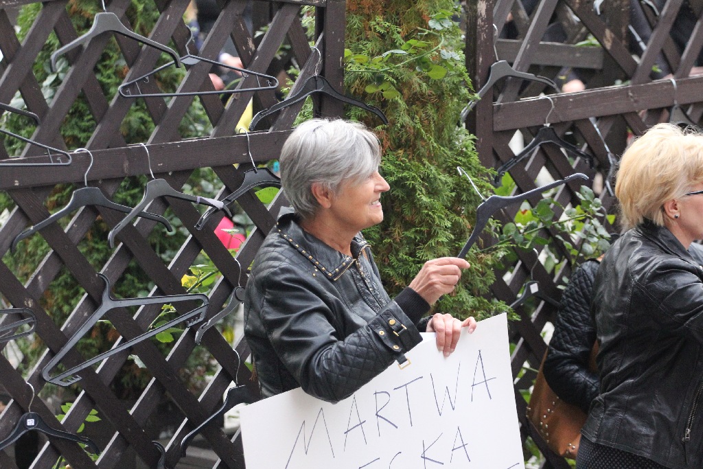 Legniczanki protestowały przeciwko zaostrzeniu ustawy aborcyjnej