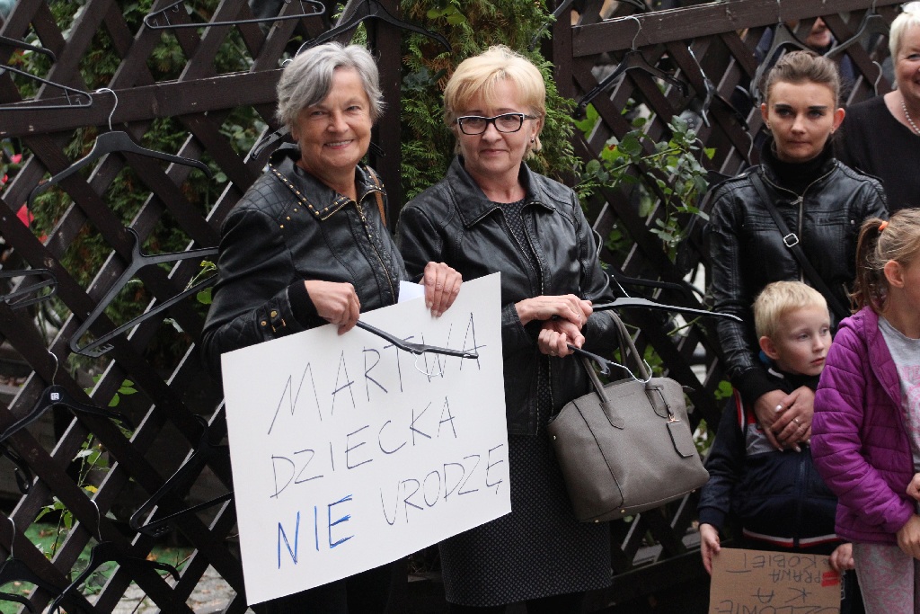 Legniczanki protestowały przeciwko zaostrzeniu ustawy aborcyjnej