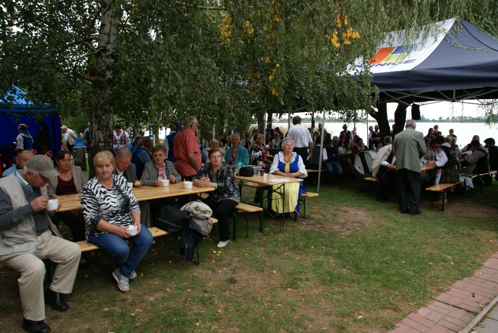 W Kunicach odbyła się Folk Biesiada z udziałem zespołów ludowych