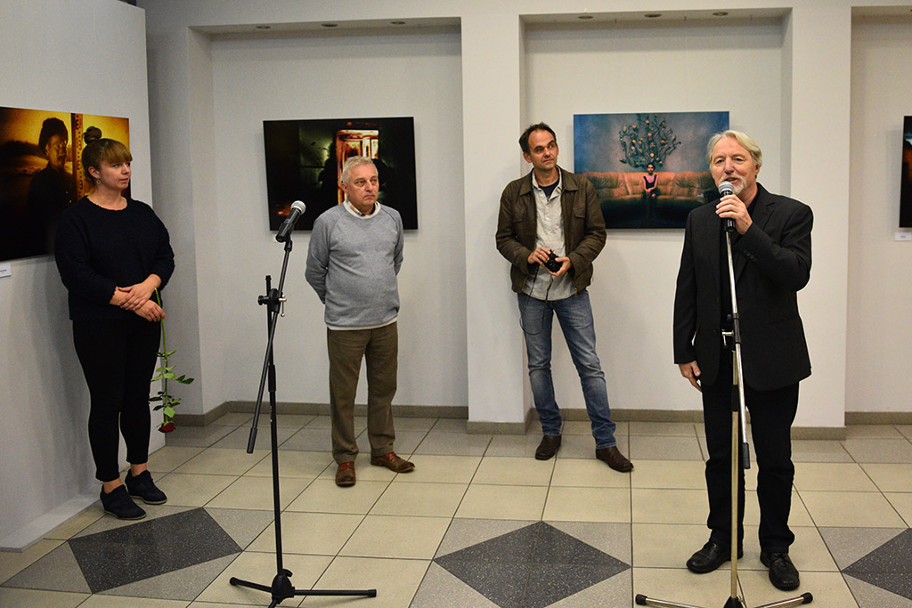 W Galerii Ring można zobaczyć wystawę prac Marcina Sautera