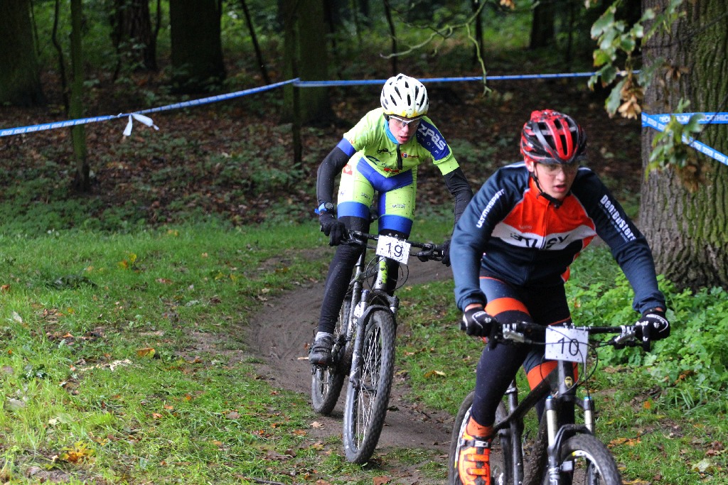 W Chojnowie kolarze MTB ścigali się w mistrzostwach województwa